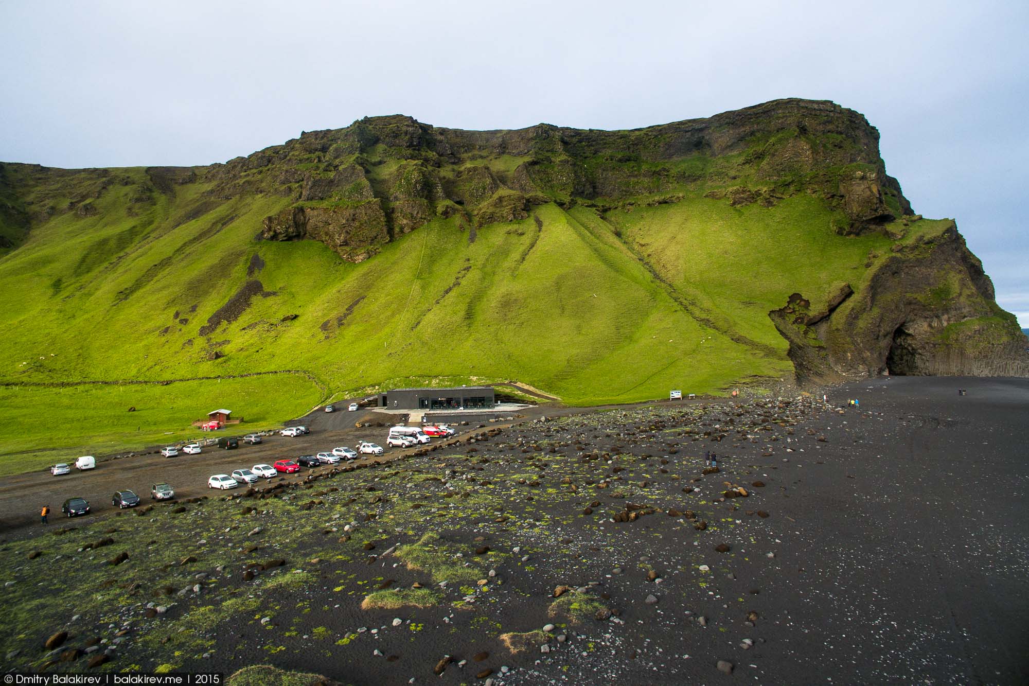 Reynisfjara, Vik